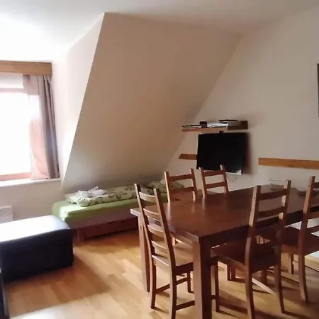 Apartman Tuckin Apartment *